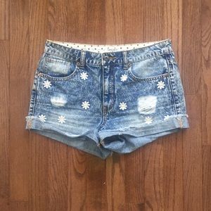 Forever 21 Daisy Shorts
